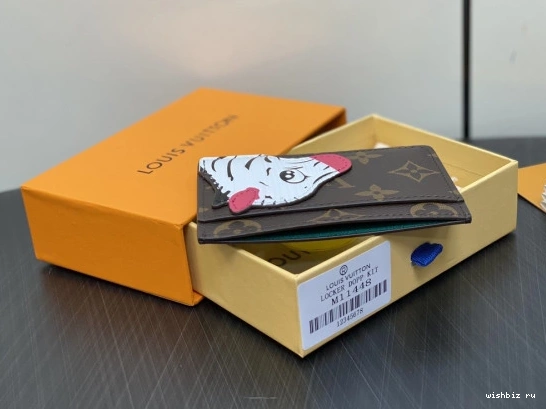 WIS VUITTON CARD HOLDER-11*7*0.5cm LOUIS 0803
